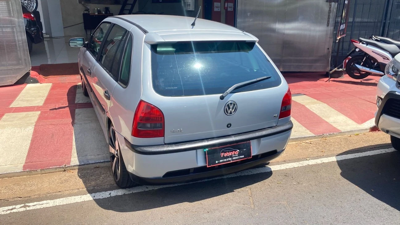 VOLKSWAGEN GOL