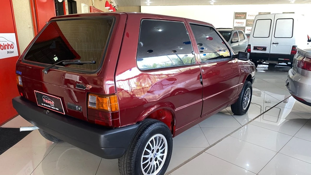 FIAT UNO