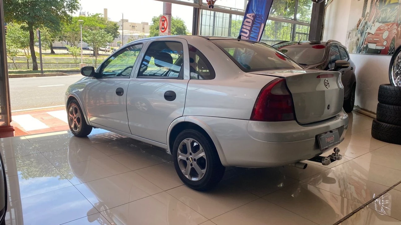 CHEVROLET CORSA