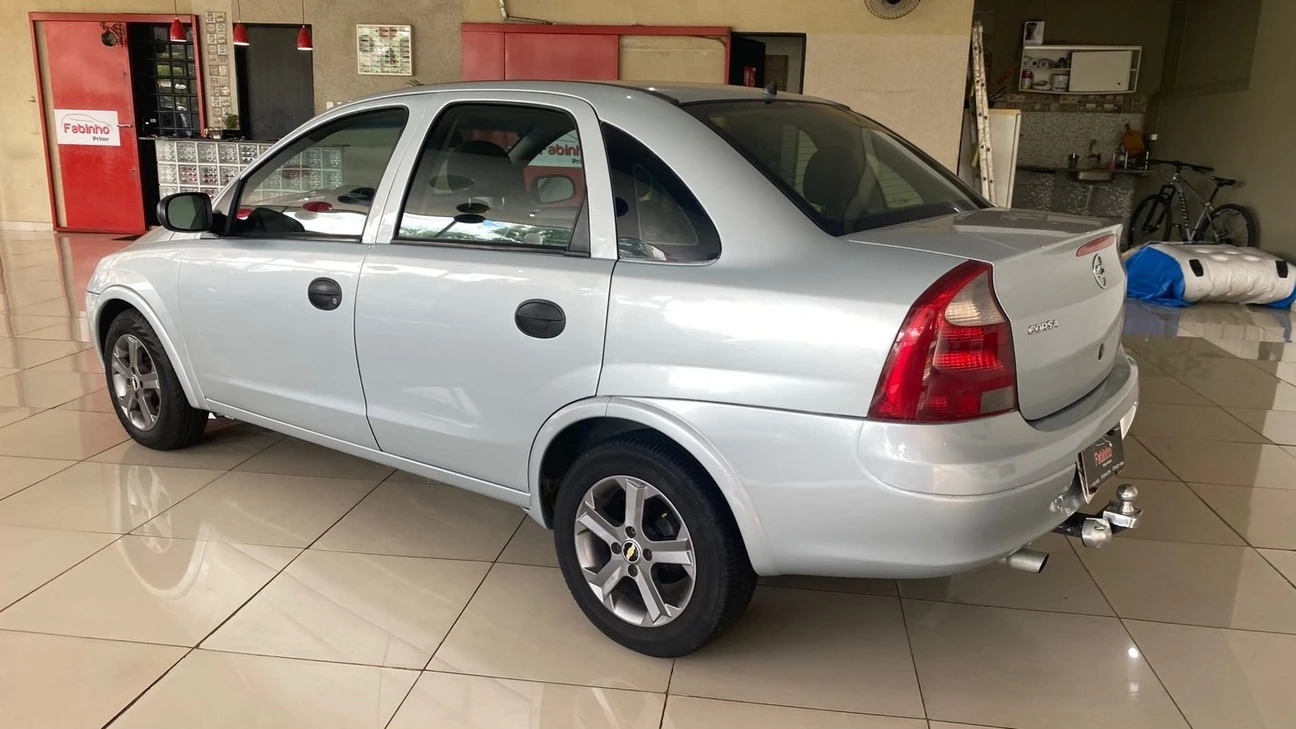 CHEVROLET CORSA