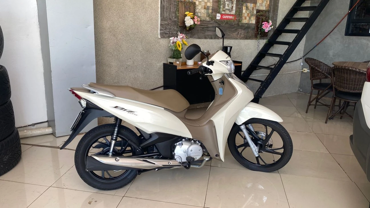 HONDA BIZ 125 ES