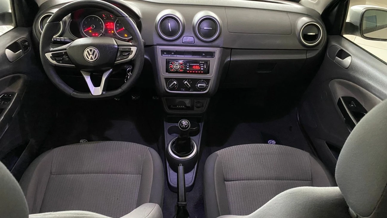 VOLKSWAGEN GOL