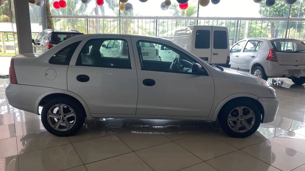 CHEVROLET CORSA