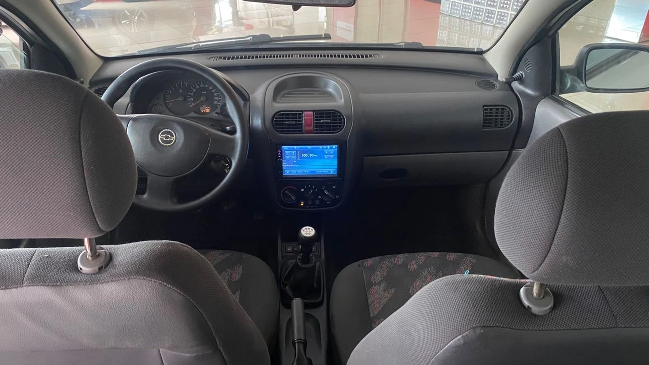 CHEVROLET CORSA