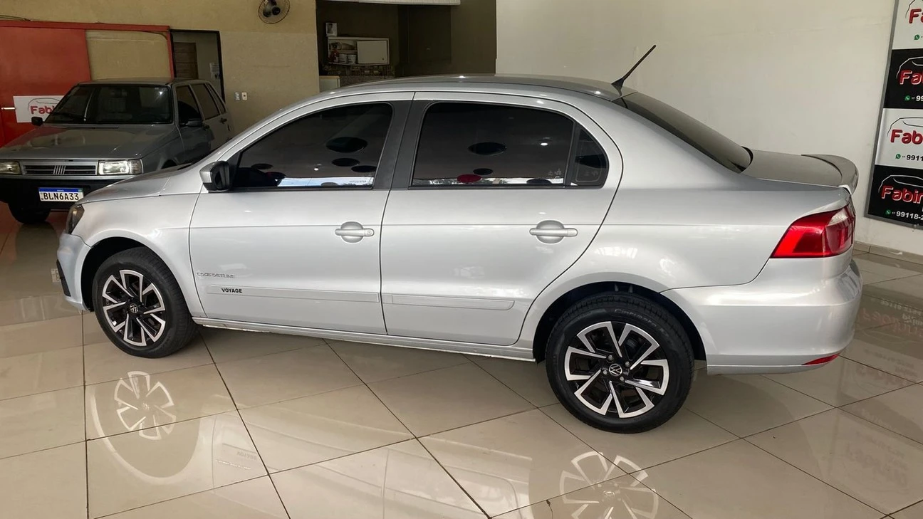 VOLKSWAGEN VOYAGE