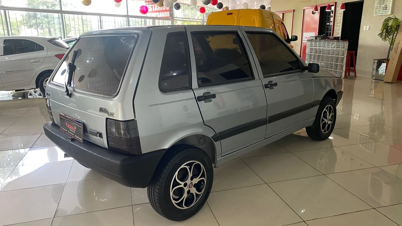 FIAT UNO
