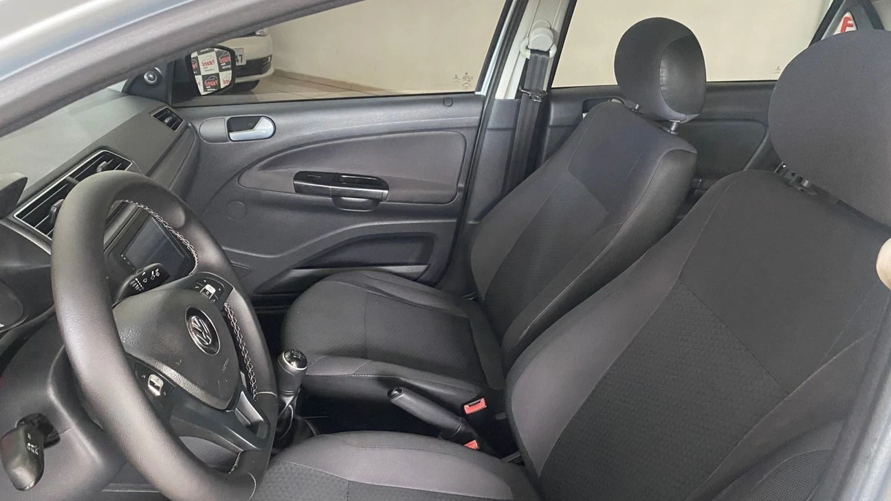 VOLKSWAGEN VOYAGE