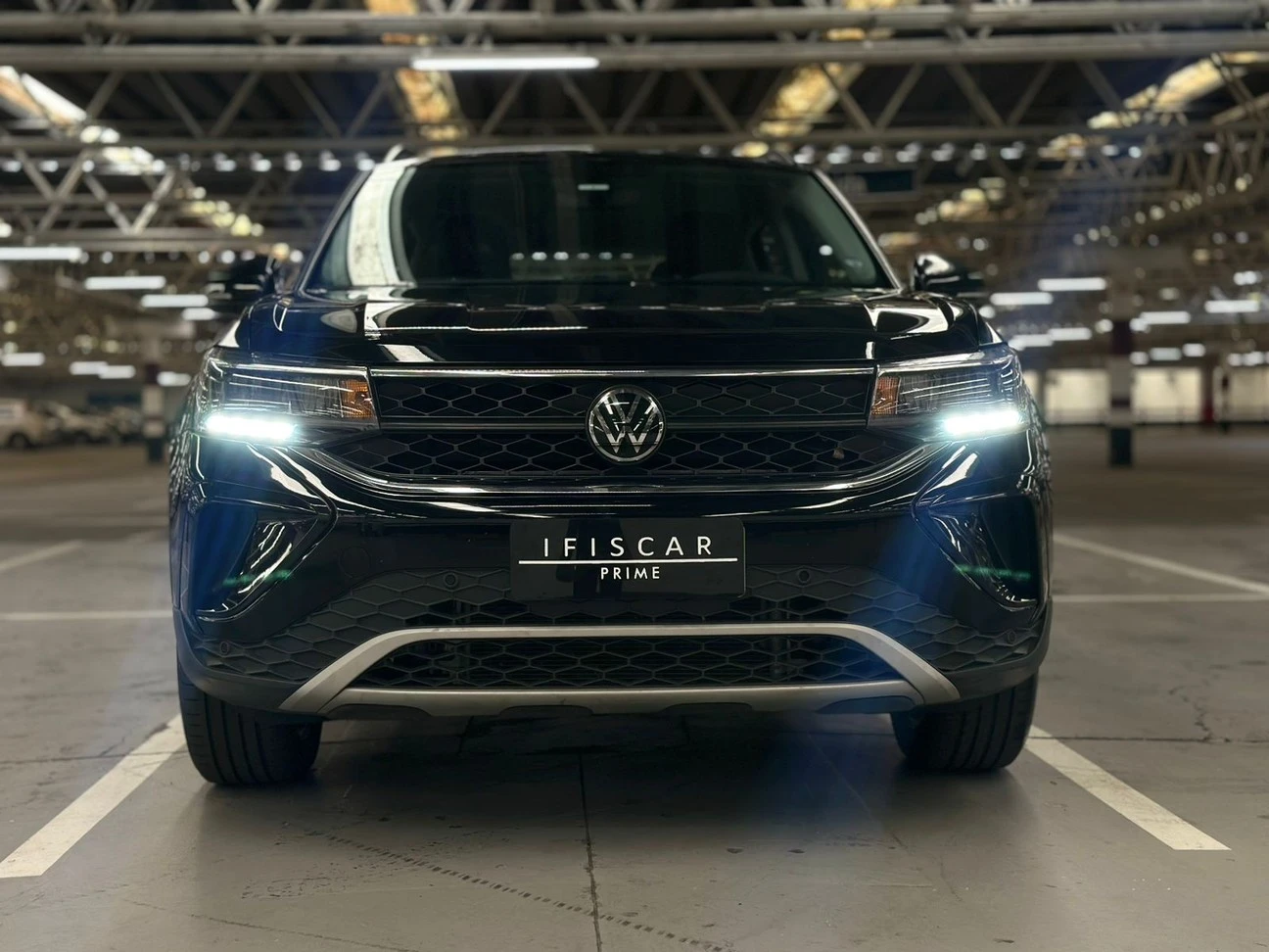 VOLKSWAGEN TAOS