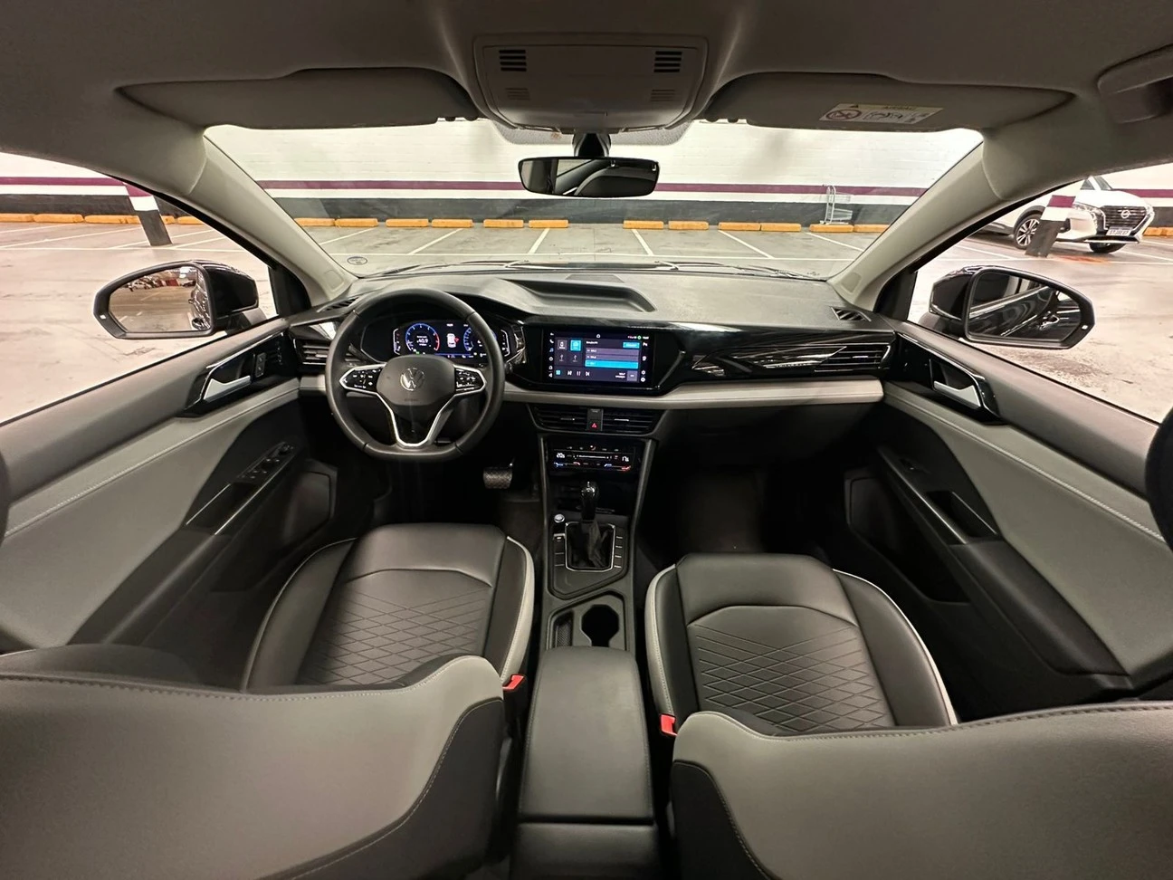 VOLKSWAGEN TAOS