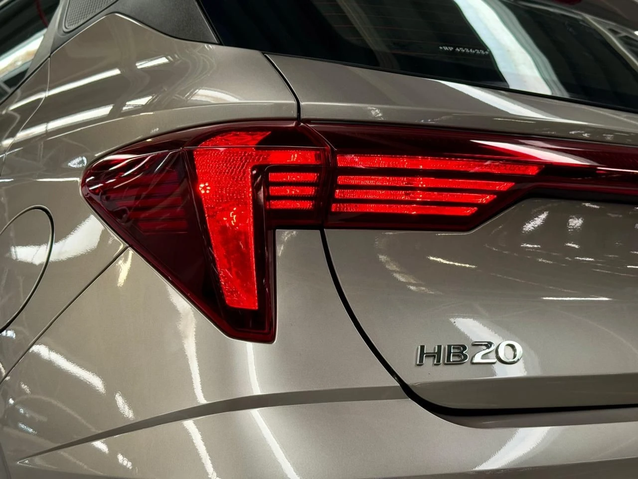 HYUNDAI HB20