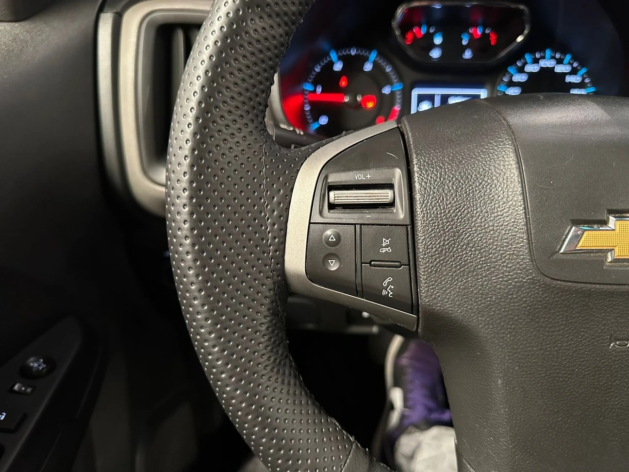 CHEVROLET S10