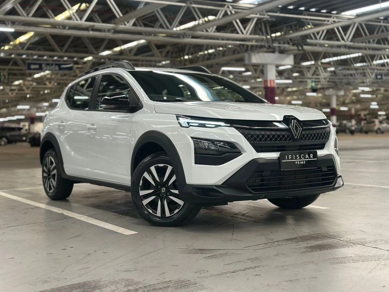 RENAULT JUVAQUATRE