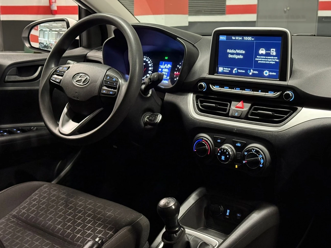 HYUNDAI HB20