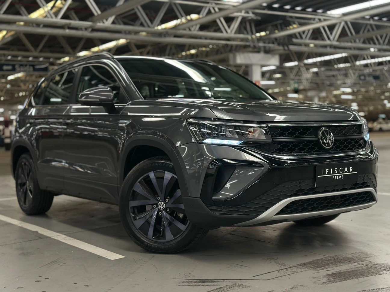 VOLKSWAGEN TAOS