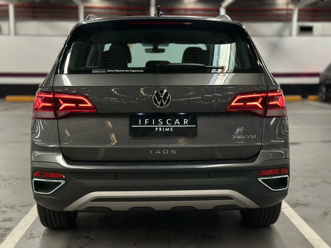 VOLKSWAGEN TAOS