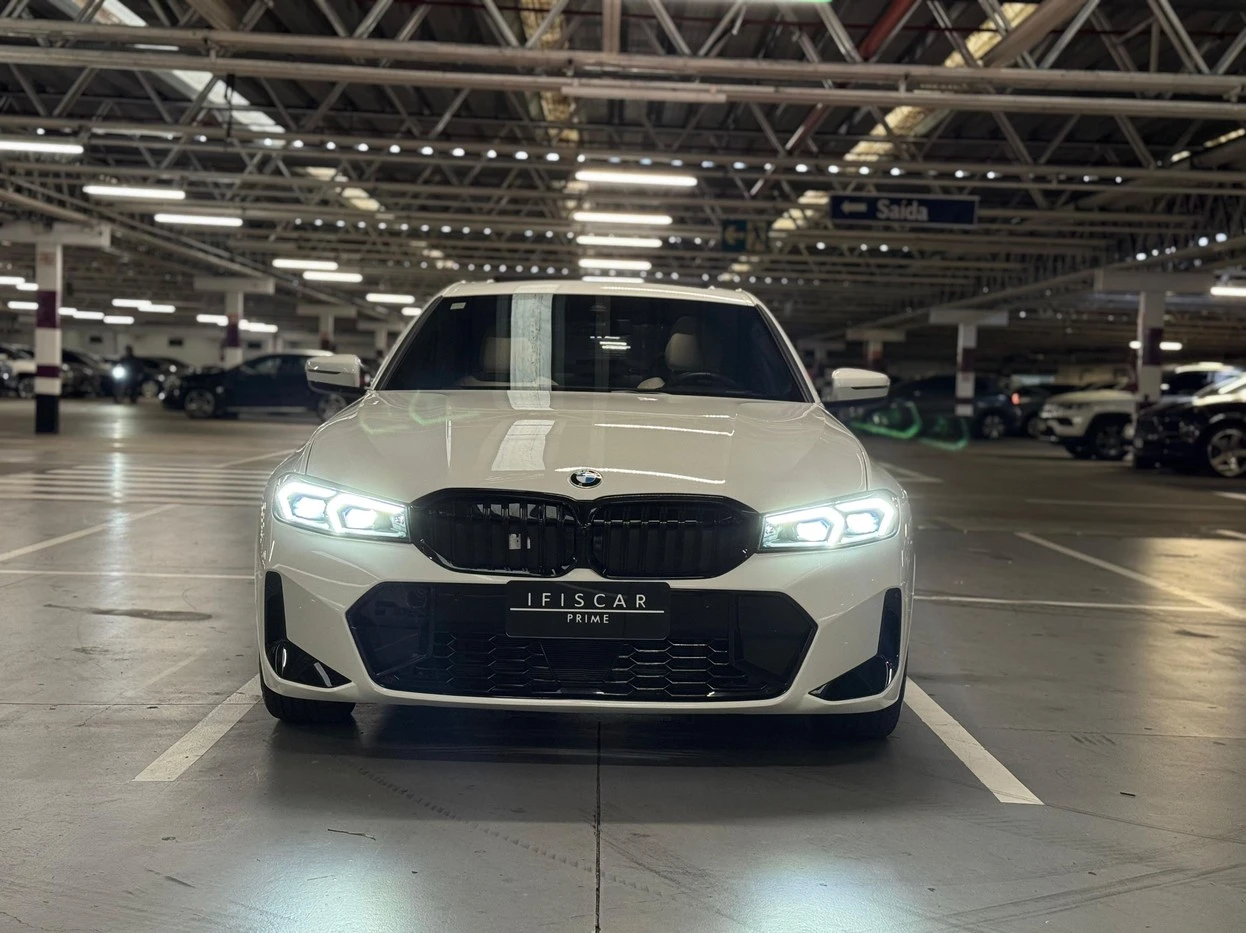 BMW 320I