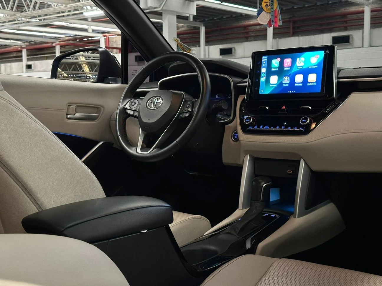 TOYOTA COROLLA CROSS