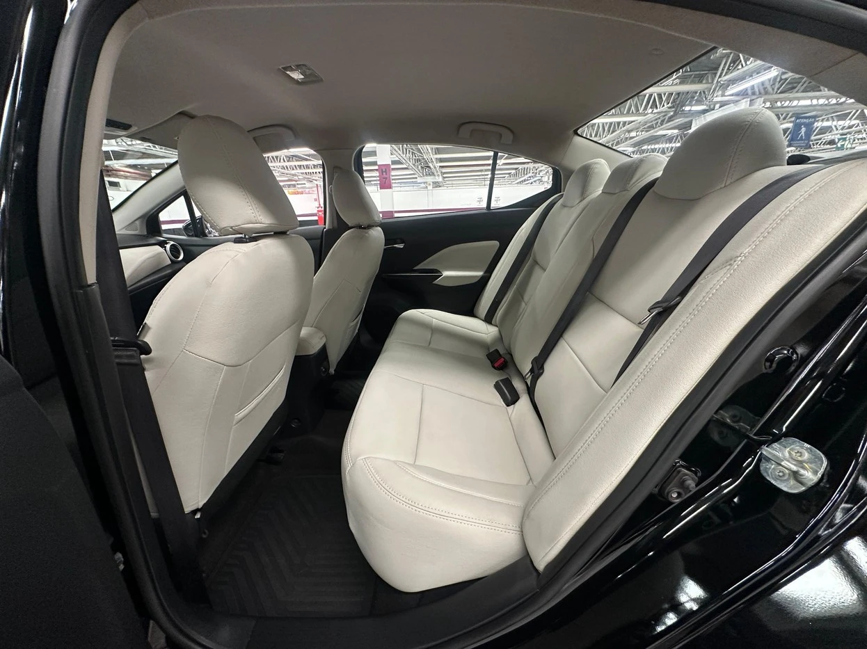 NISSAN VERSA