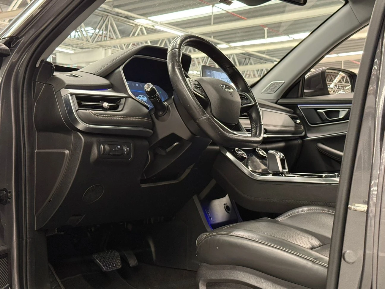 CHERY TIGGO 8