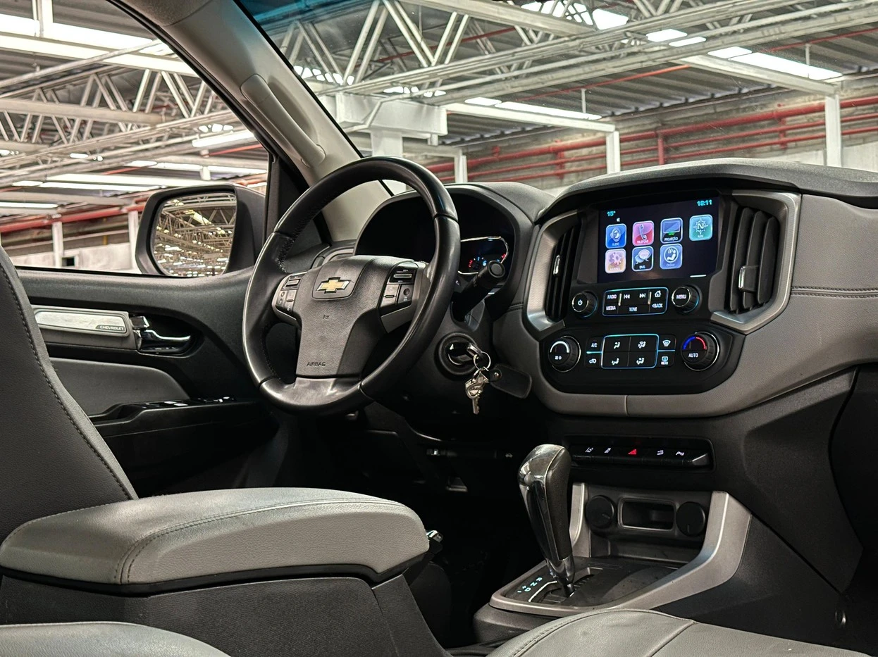 CHEVROLET S10
