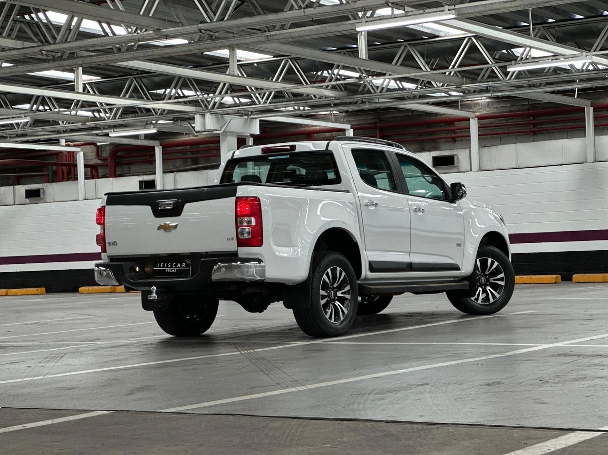 CHEVROLET S10