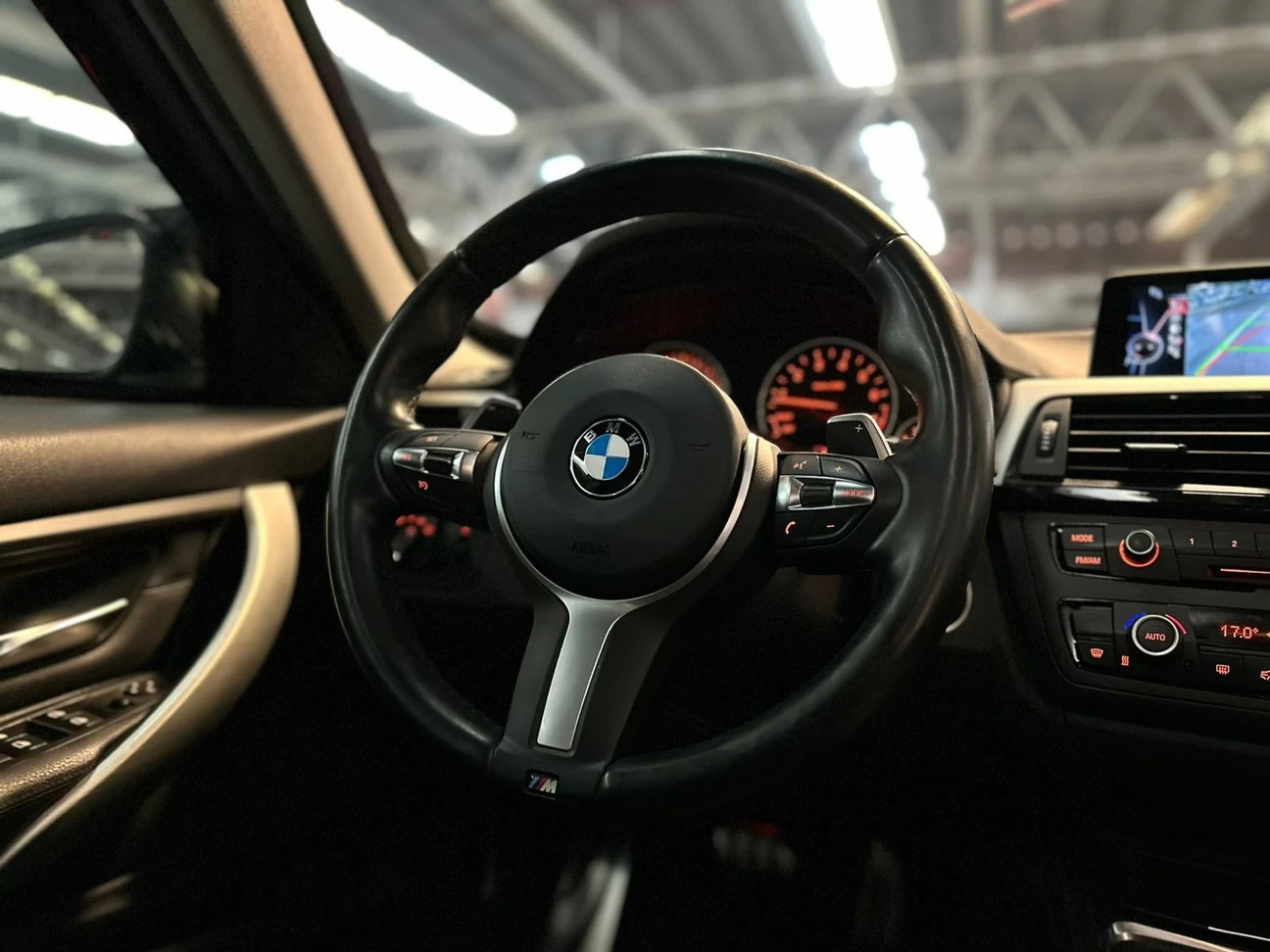 BMW 328i