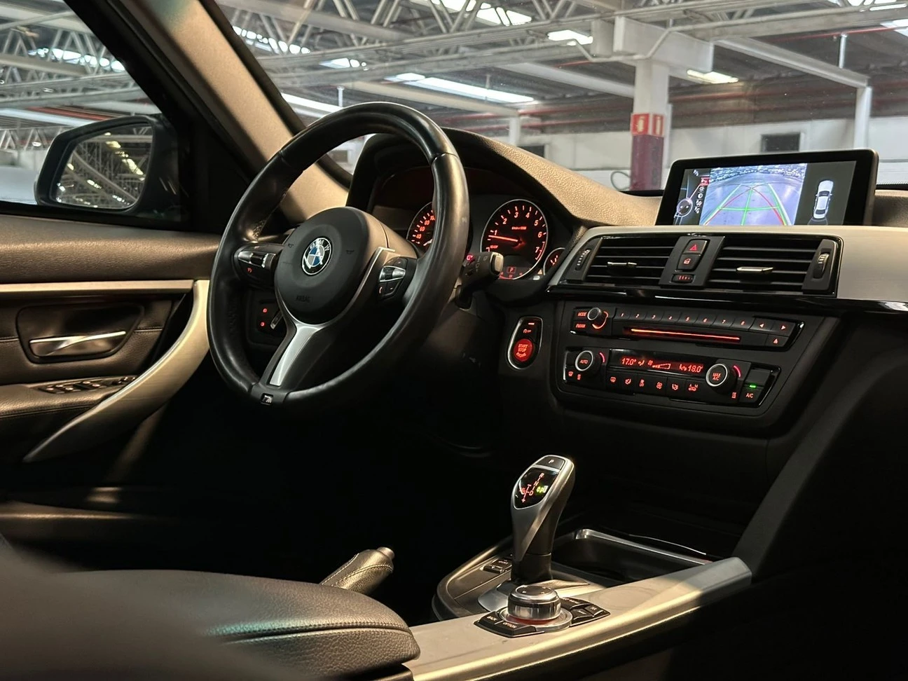 BMW 328i