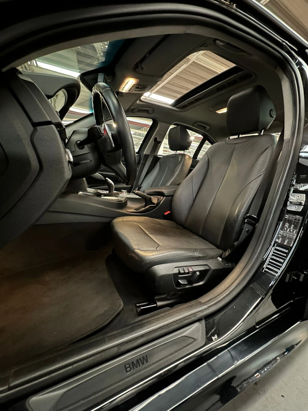 BMW 328i