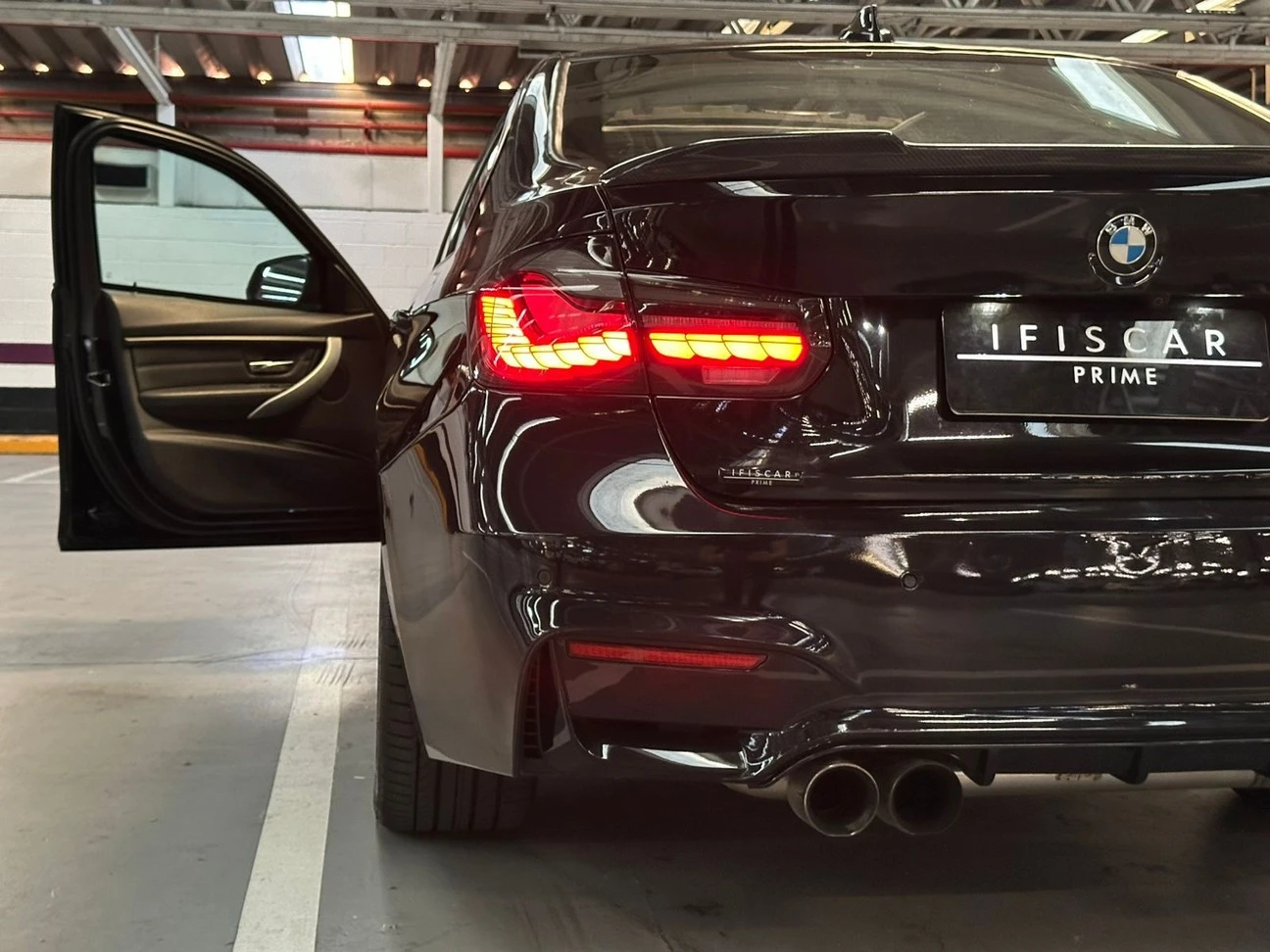 BMW 328i