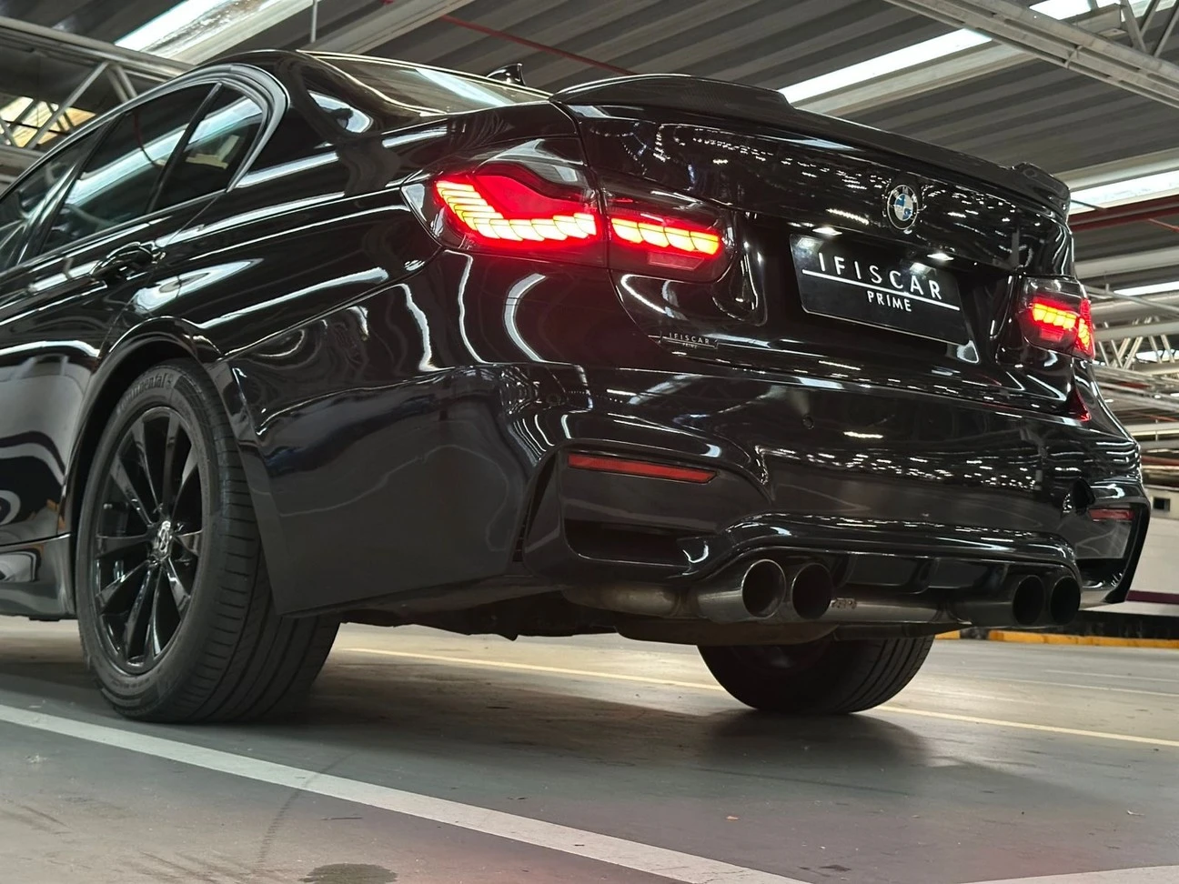 BMW 328i