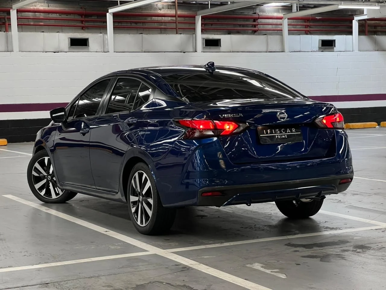 NISSAN VERSA