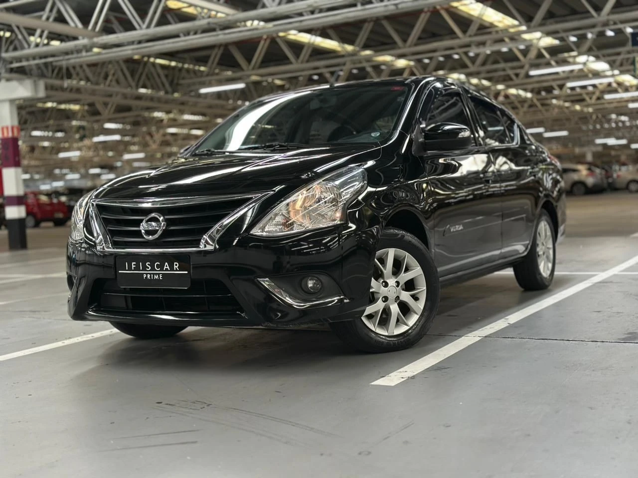 NISSAN VERSA