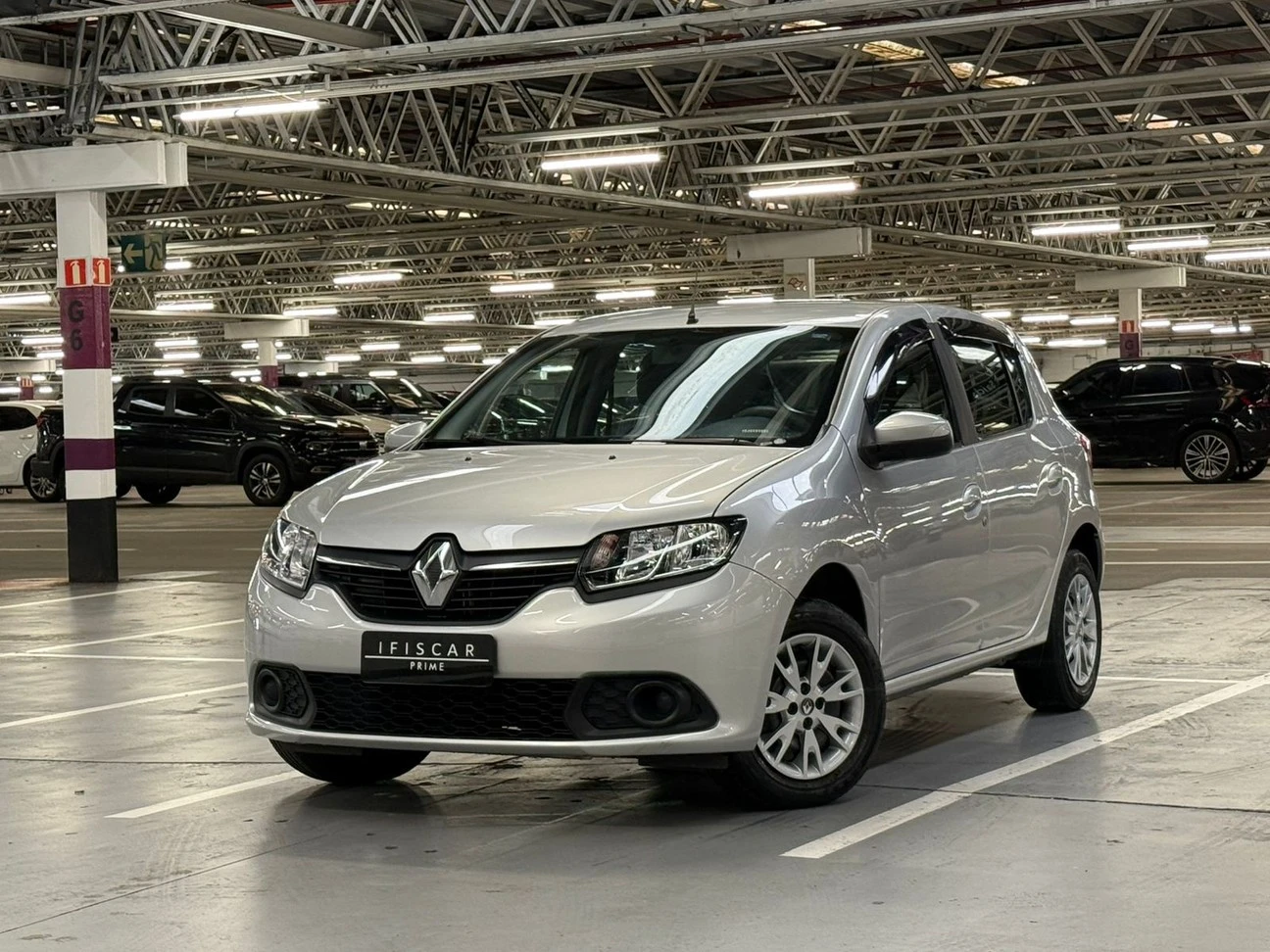 RENAULT SANDERO