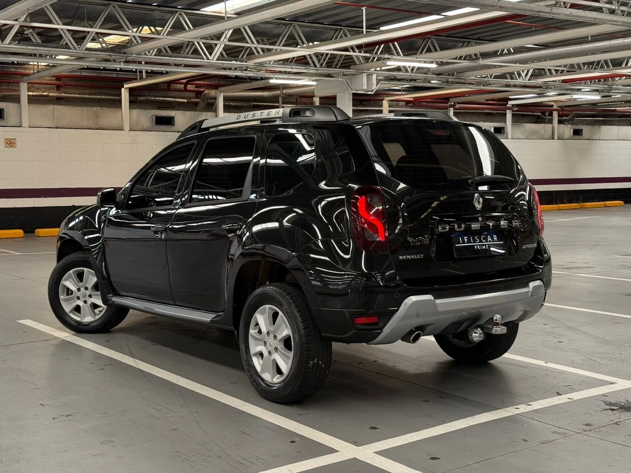 RENAULT DUSTER