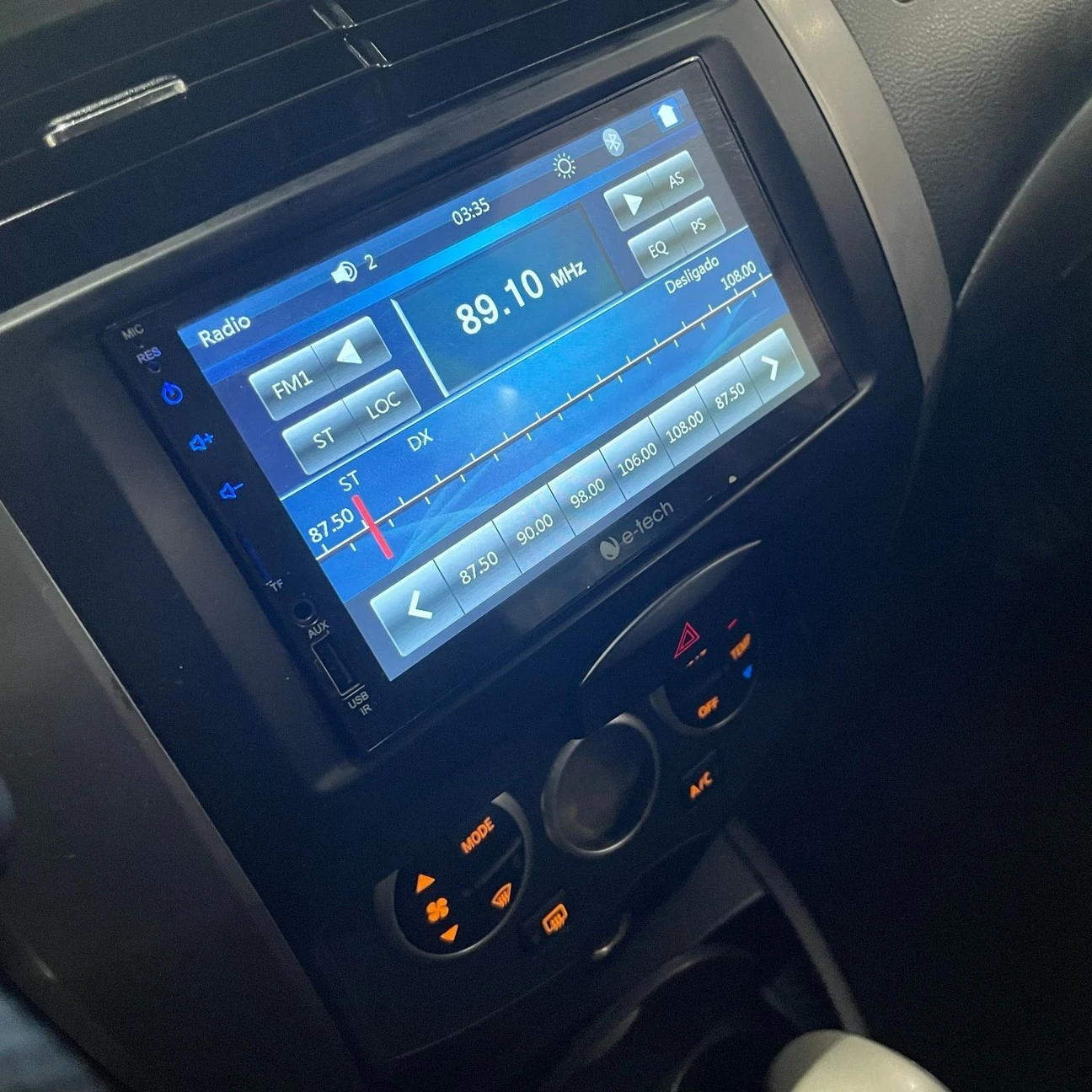 NISSAN LIVINA