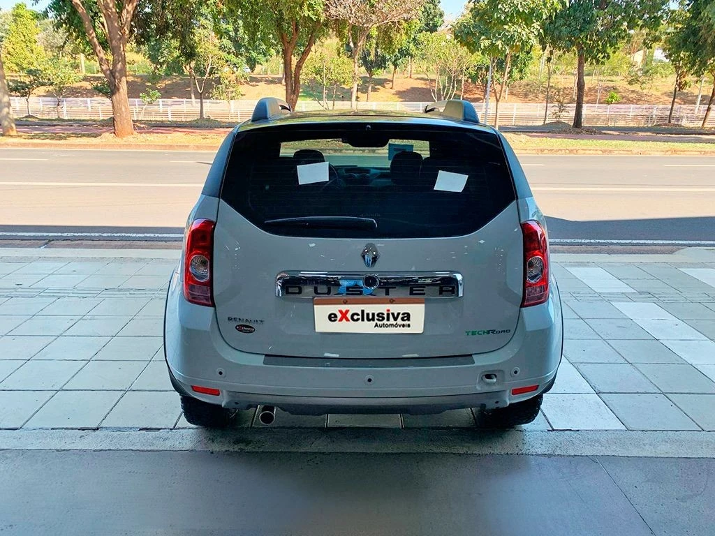 RENAULT DUSTER