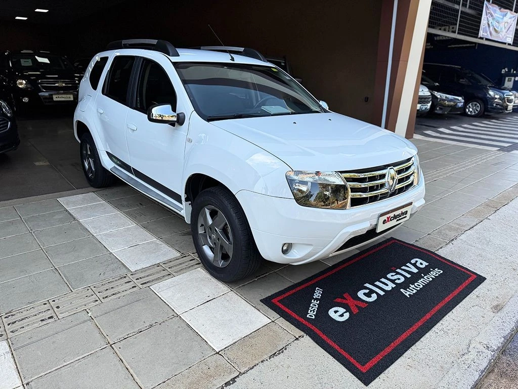 RENAULT DUSTER