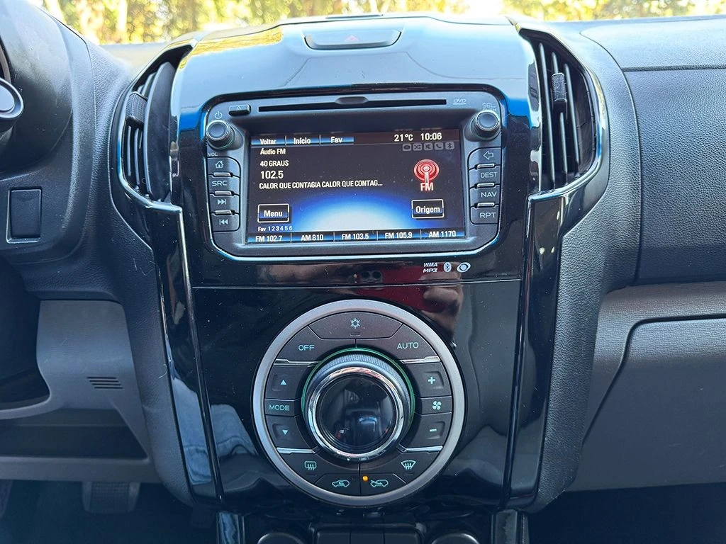 CHEVROLET S10