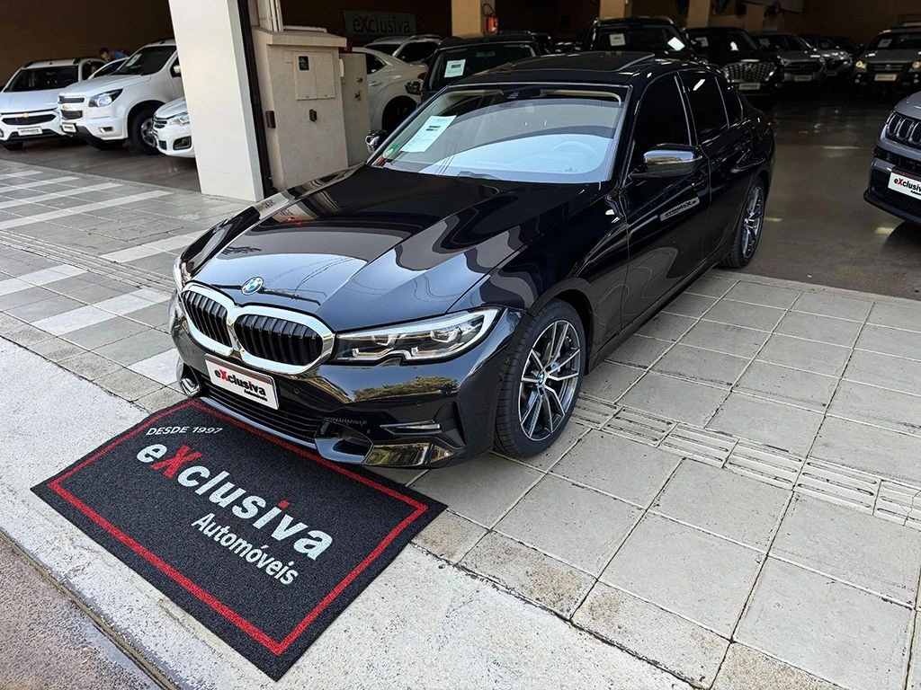 BMW 330i