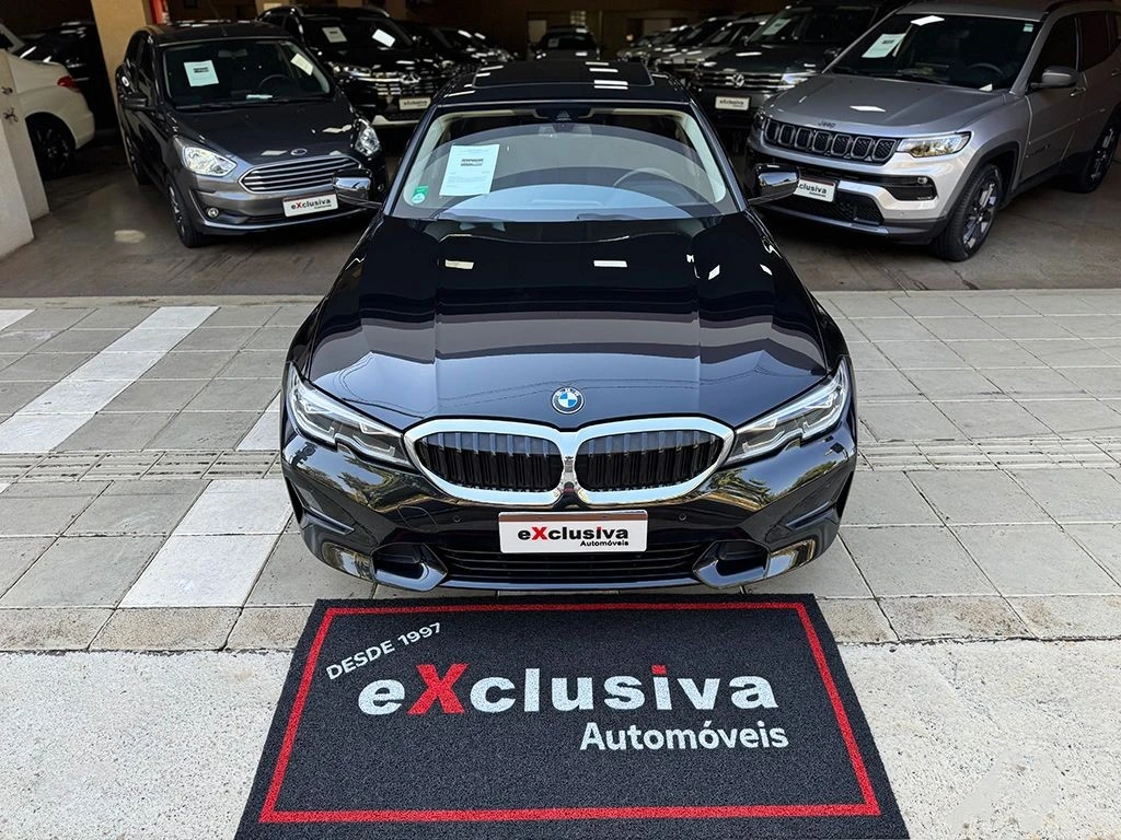 BMW 330i