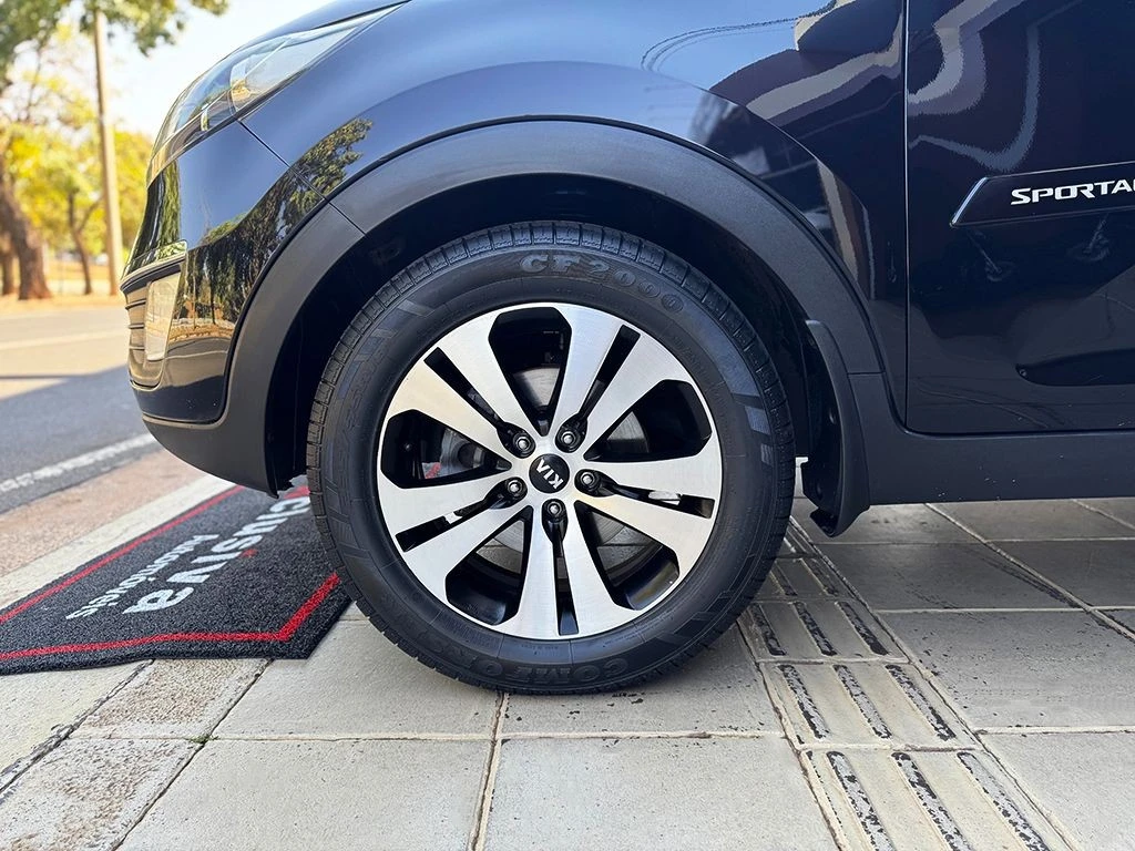 KIA SPORTAGE