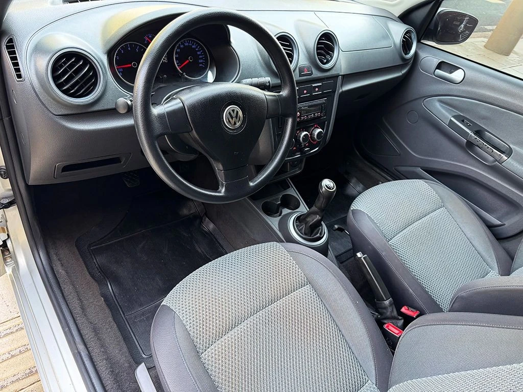 VOLKSWAGEN GOL