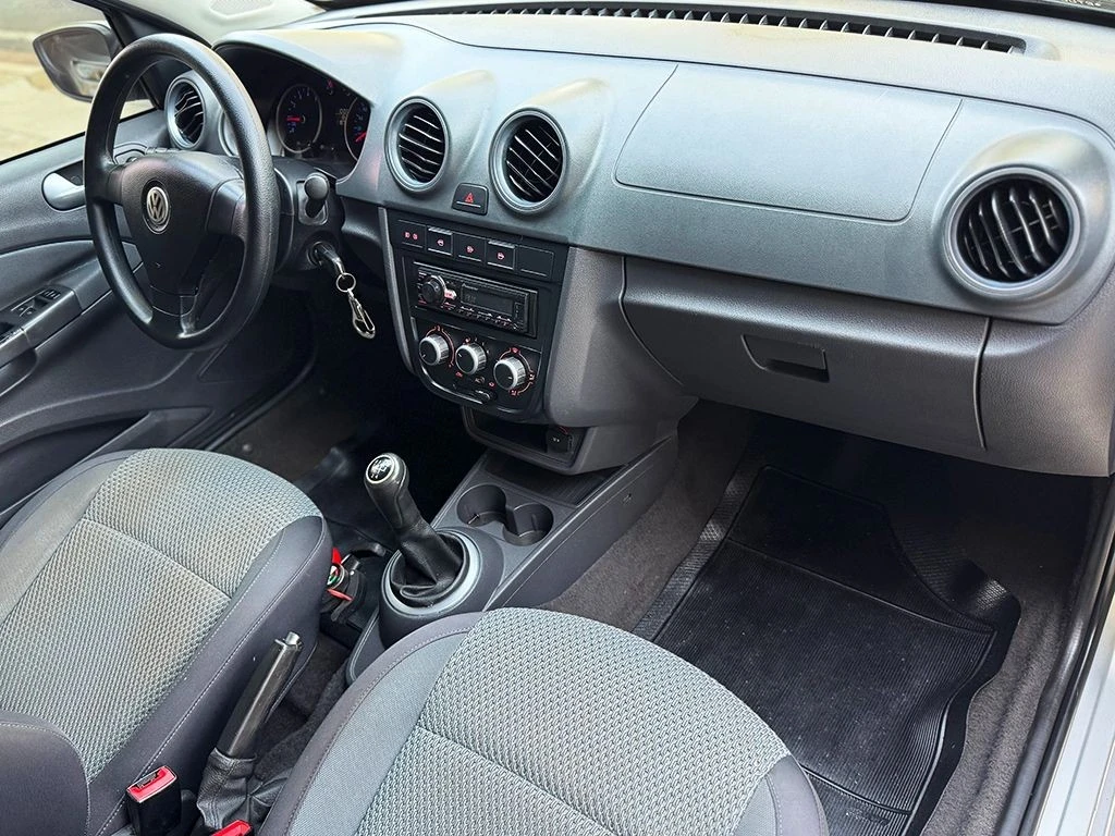 VOLKSWAGEN GOL