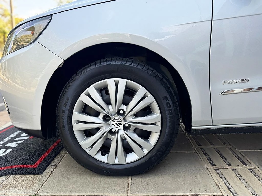 VOLKSWAGEN GOL