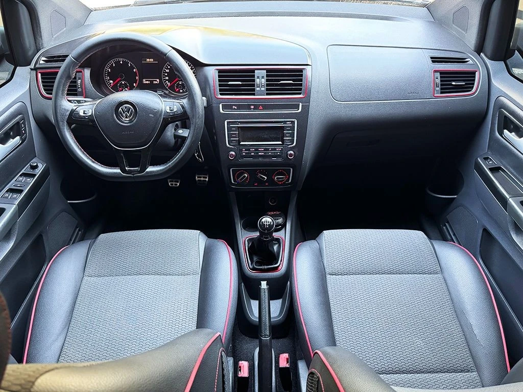 VOLKSWAGEN FOX