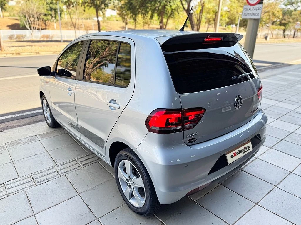 VOLKSWAGEN FOX