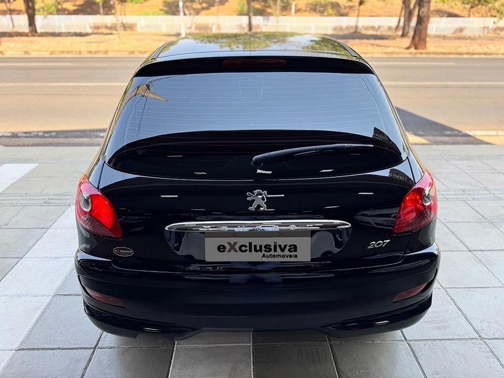 PEUGEOT 207