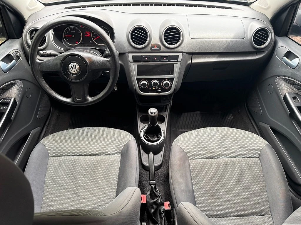 VOLKSWAGEN GOL