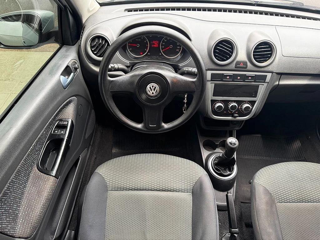 VOLKSWAGEN GOL