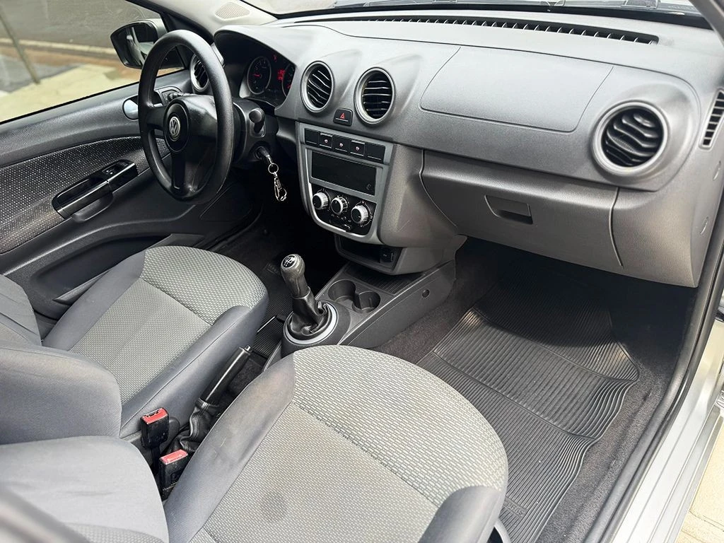 VOLKSWAGEN GOL